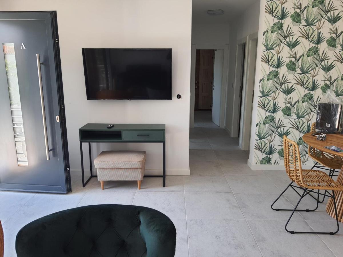 Apartments Krista Медвея Екстер'єр фото