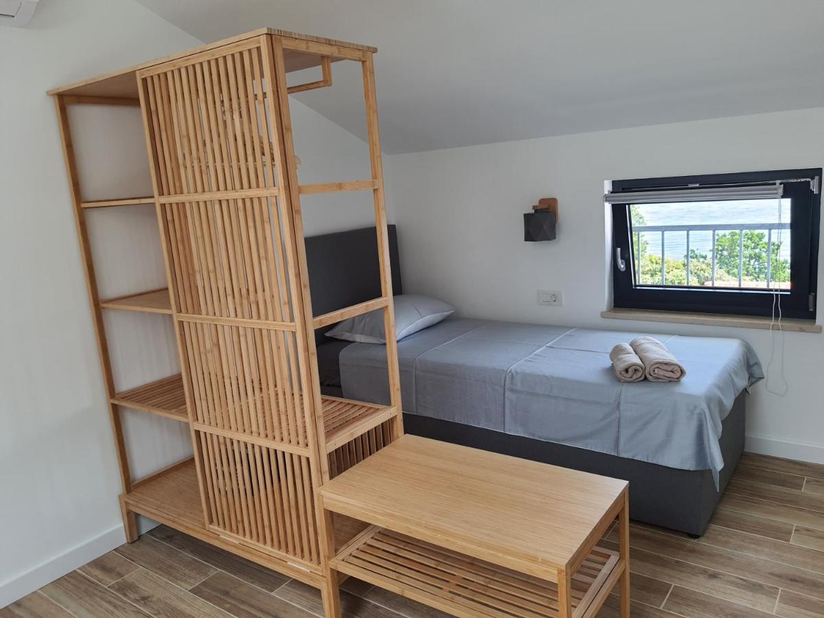Apartments Krista Медвея Екстер'єр фото
