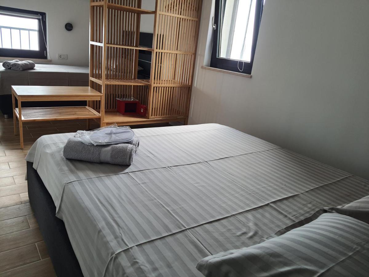 Apartments Krista Медвея Екстер'єр фото